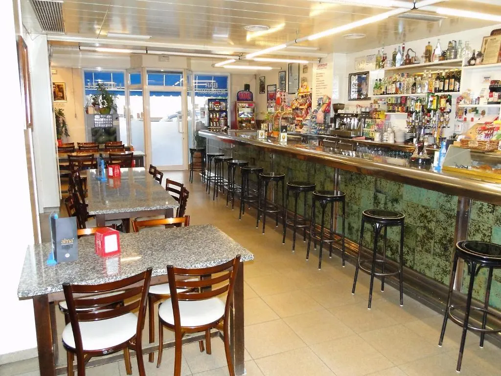 Hostal La Vinya L' Escala 2*,  Spanien